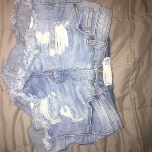 RSQ Venice mid rise shorts | ripped | size:0